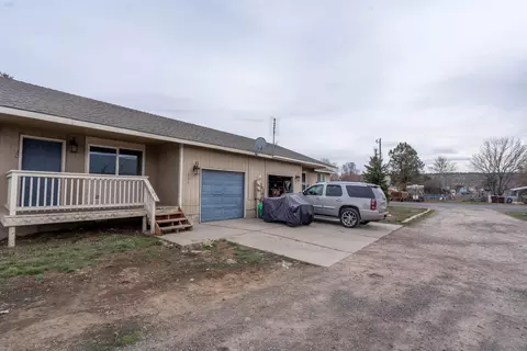 935 NW Cains Rd, Prineville, OR 97754