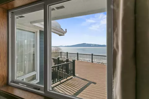 View/Area - 38038 Modoc Point Rd, Chiloquin, OR 97624 photo 1 of 8