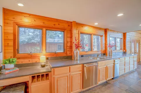 60647 Antler Rd, Bend, OR 97702 photo 19