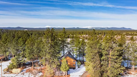 60647 Antler Rd, Bend, OR 97702 photo 4