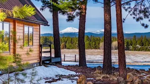 60647 Antler Rd, Bend, OR 97702 photo 5
