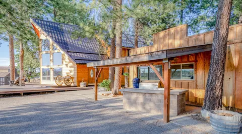 60647 Antler Rd, Bend, OR 97702 photo 7