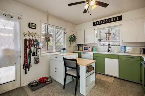 401 Oak St, Phoenix, OR 97535 photo 30