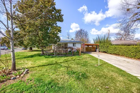 401 Oak St, Phoenix, OR 97535 photo 22