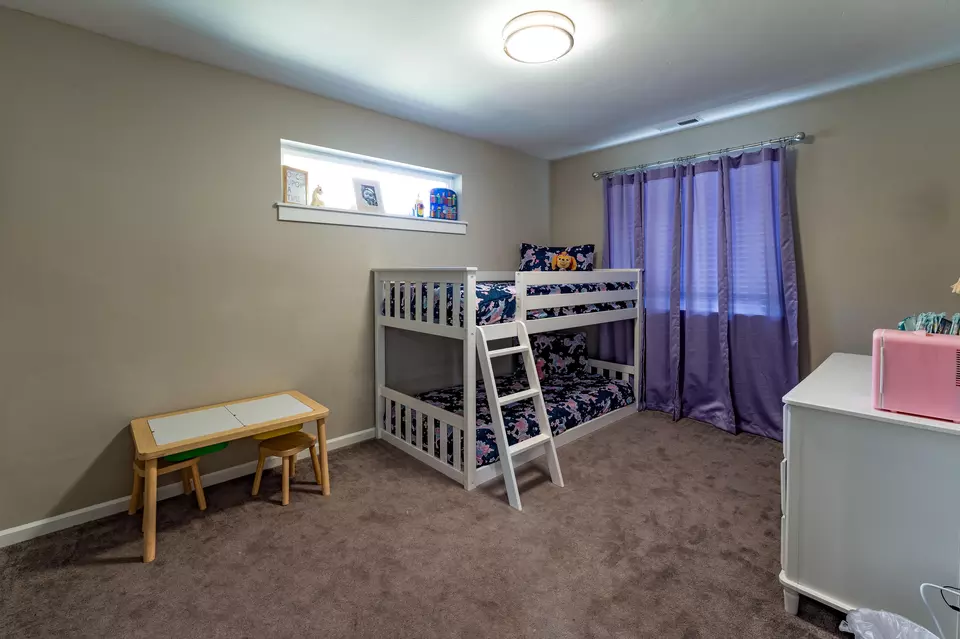 Bedroom - 823 SW 26th Ct, Redmond, OR 97756 photo 1 of 2