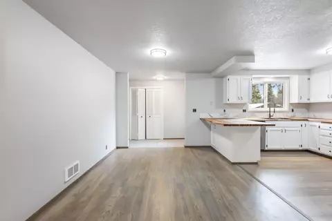 60903 Amethyst St, Bend, OR 97702 photo 7