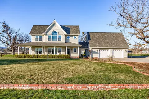 4508 Dodge Rd, Central Point, OR 97502