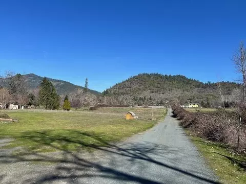 2565 Evans Creek Rd, Rogue River, OR 97537 photo 6