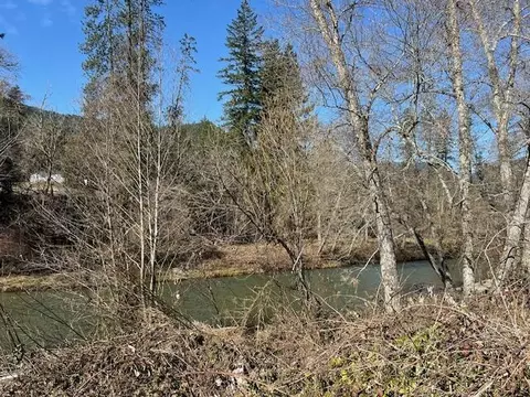 2565 Evans Creek Rd, Rogue River, OR 97537 photo 3