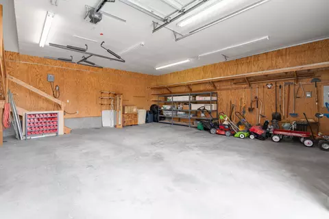 2875 NE Adrian Ct, Bend, OR 97701 photo 22