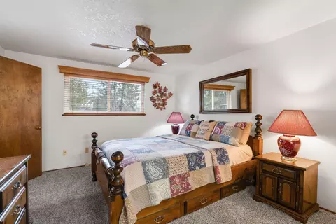2875 NE Adrian Ct, Bend, OR 97701 photo 16