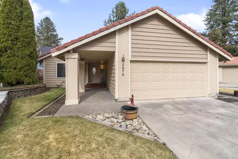 2875 NE Adrian Ct, Bend, OR 97701