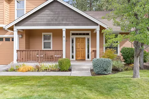 60832 Scotts Bluff Pl, Bend, OR 97702
