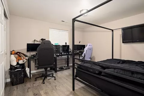 Bedroom - 354 Sandi Way, Eagle Point, OR 97524 photo 1 of 3