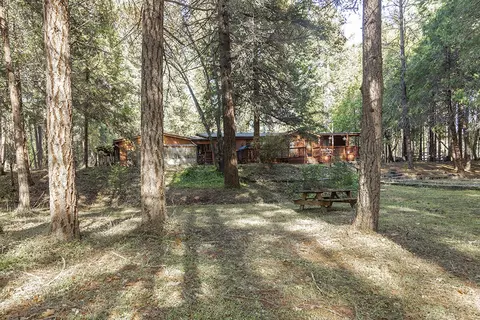 660 E Fork Rd, Williams, OR 97544 photo 3