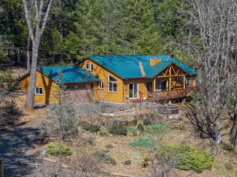 490 W Pickett Creek Rd, Grants Pass, OR 97527