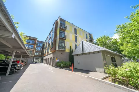 1455 N Killingsworth St #201, Portland, OR 97217