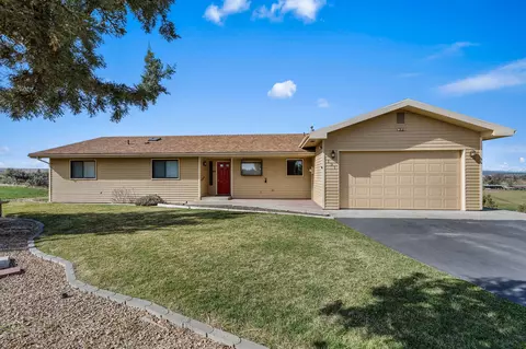 191 SW Cascade Ln, Madras, OR 97741