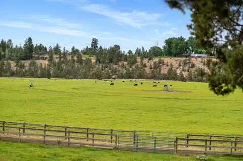 Other - 20334 Arrowhead Dr, Bend, OR 97703 photo 14 of 15