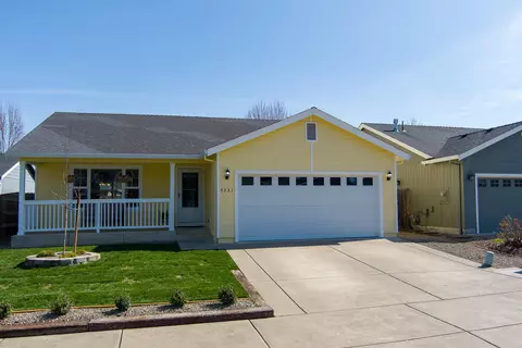2331 Lillian St, Medford, OR 97501