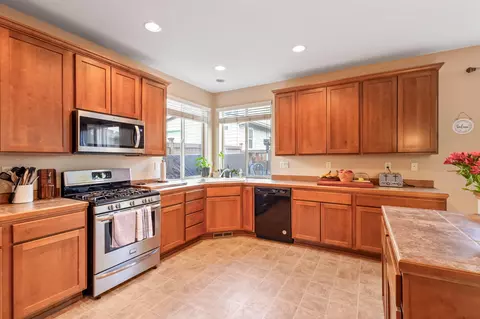 110 NE Telima Ln, Bend, OR 97701 photo 7
