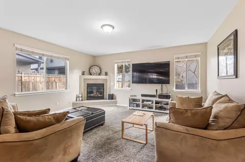 110 NE Telima Ln, Bend, OR 97701 photo 12