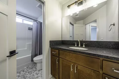 307 Everett Way, Talent, OR 97540 photo 15