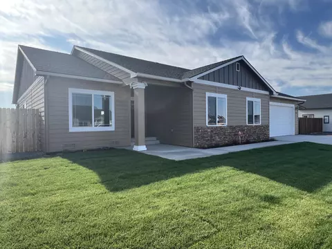 3723 La Habra Way, Klamath Falls, OR 97603