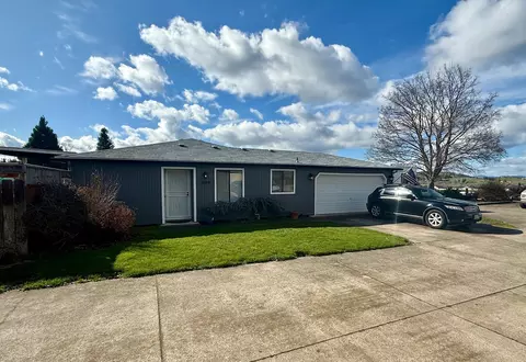 3099 Bron Cir, Medford, OR 97504