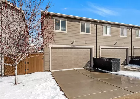 Exterior - 20775 NE Boulderfield Ave, Bend, OR 97701 photo 2 of 3