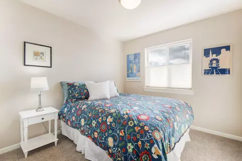 Bedroom - 20775 NE Boulderfield Ave, Bend, OR 97701 photo 2 of 3