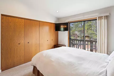 Bedroom - 57671 Poplar Ln #23, Sunriver, OR 97707 photo 6 of 6