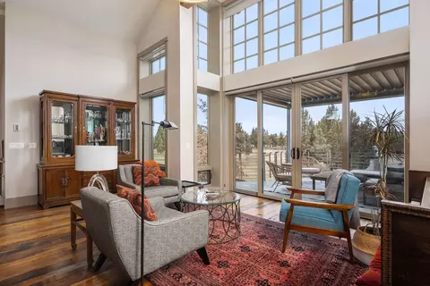 Living - 61845 Ten Barr Ranch Rd, Bend, OR 97701 photo 6 of 11