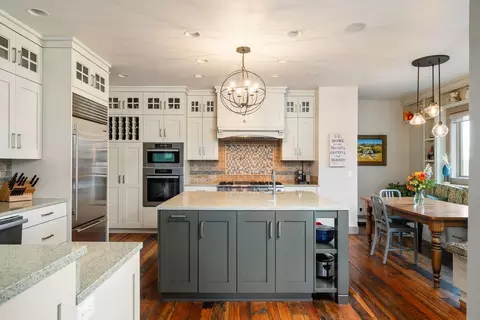Kitchen - 61845 Ten Barr Ranch Rd, Bend, OR 97701 photo 1 of 3