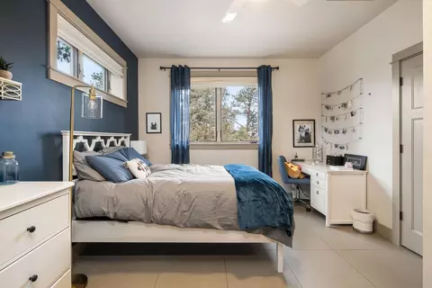 Bedroom - 61845 Ten Barr Ranch Rd, Bend, OR 97701 photo 4 of 7