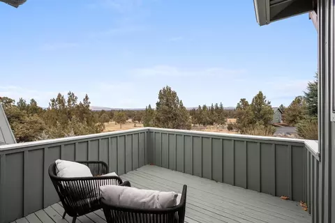 Exterior - 61845 Ten Barr Ranch Rd, Bend, OR 97701 photo 8 of 20