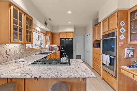 924 W Linn Rd, Eagle Point, OR 97524 photo 24