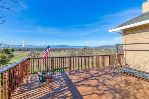 924 W Linn Rd, Eagle Point, OR 97524 photo 12