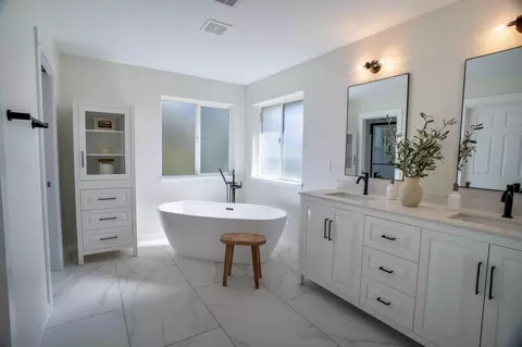 1411 SW Sturgeon Ct, Grants Pass, OR 97527