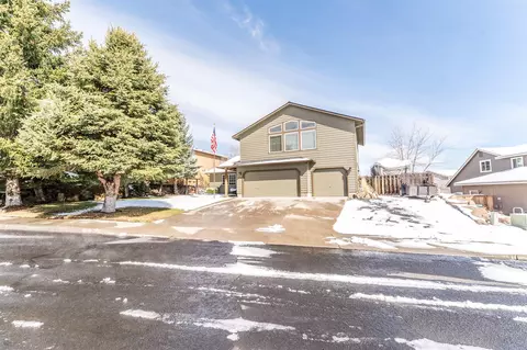 20710 Justice Ln, Bend, OR 97701 photo 3