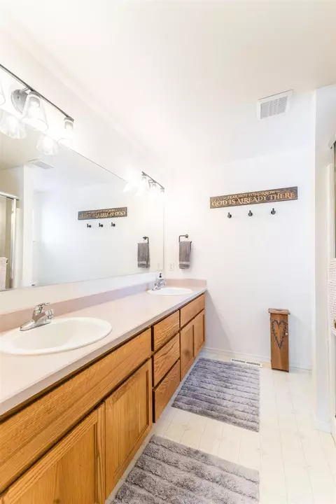 20710 Justice Ln, Bend, OR 97701 photo 16