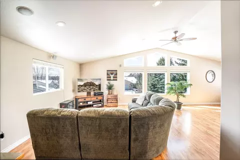 20710 Justice Ln, Bend, OR 97701 photo 25