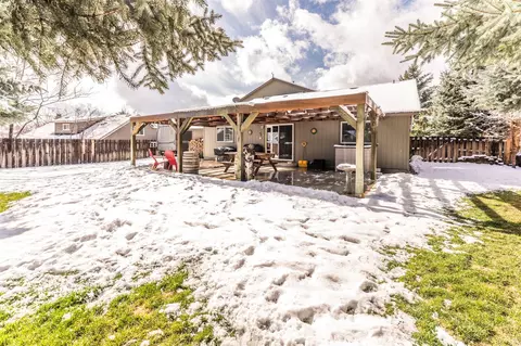 20710 Justice Ln, Bend, OR 97701 photo 5