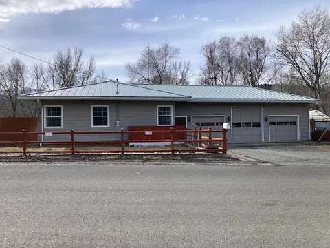 100 NW 7 Ave, John Day, OR 97845