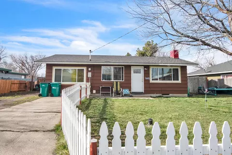 4445 Barry Ave, Klamath Falls, OR 97603