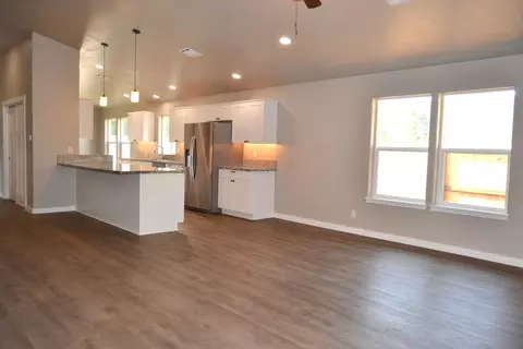 Living - 282 Gamay Dr, Cave Junction, OR 97523 photo 1 of 2