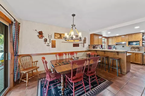 Dining - 17884 Flat Top Ln, Sunriver, OR 97707 photo 1 of 3