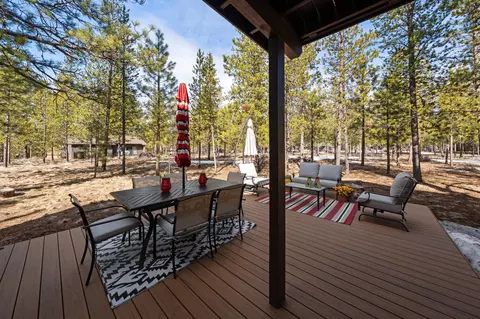 17884 Flat Top Ln, Sunriver, OR 97707