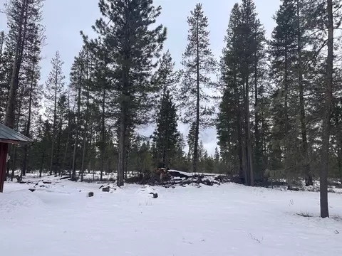 Exterior - 17515 Holgate Ct, La Pine, OR 97739 photo 3 of 4
