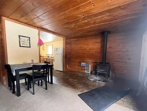 Dining - 17515 Holgate Ct, La Pine, OR 97739 photo 1 of 2